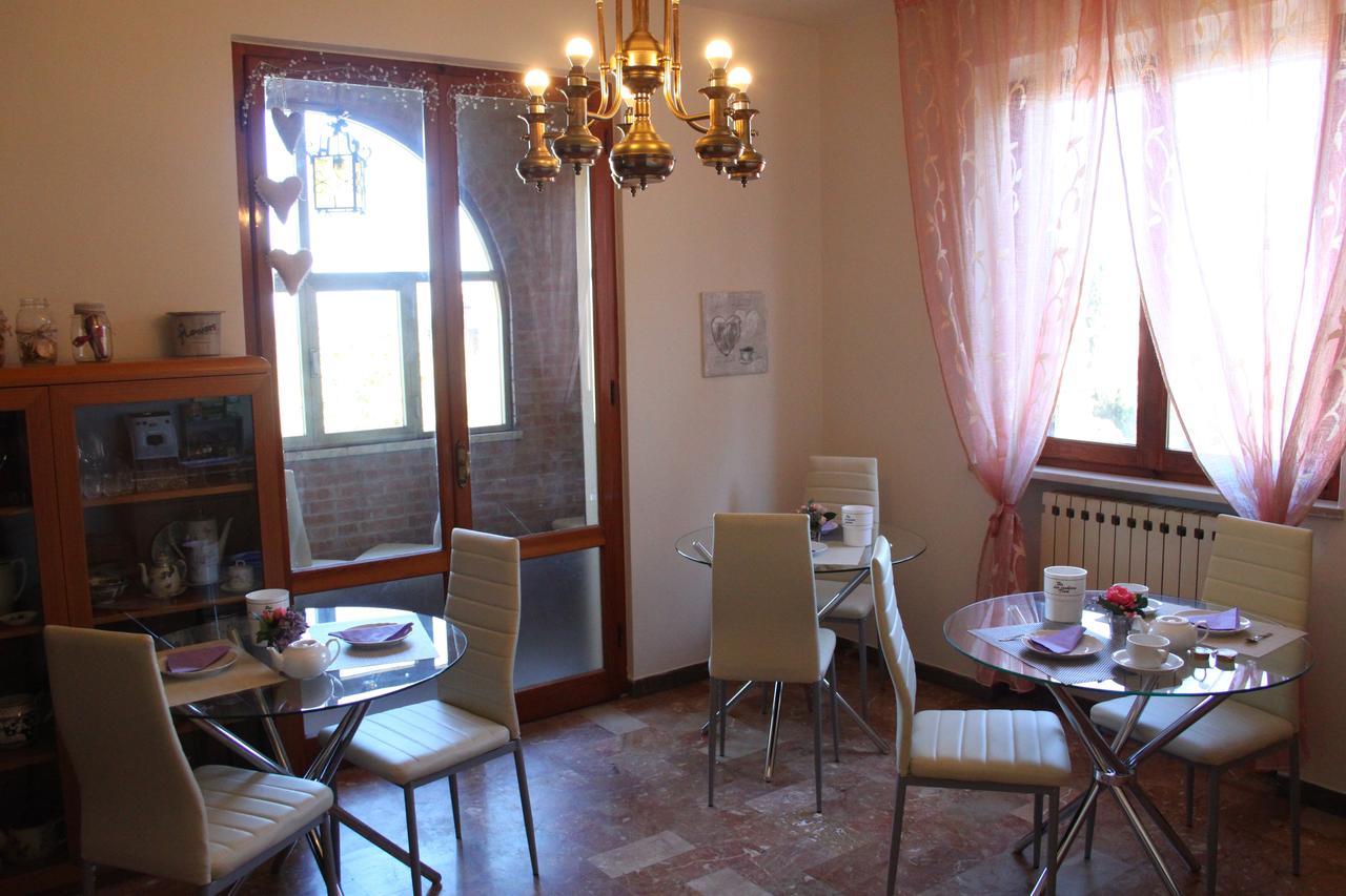Affittacamere Casa Mac & Rose San Quirico dʼOrcia Kültér fotó