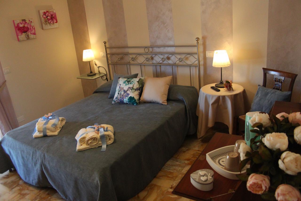 Affittacamere Casa Mac & Rose San Quirico dʼOrcia Kültér fotó